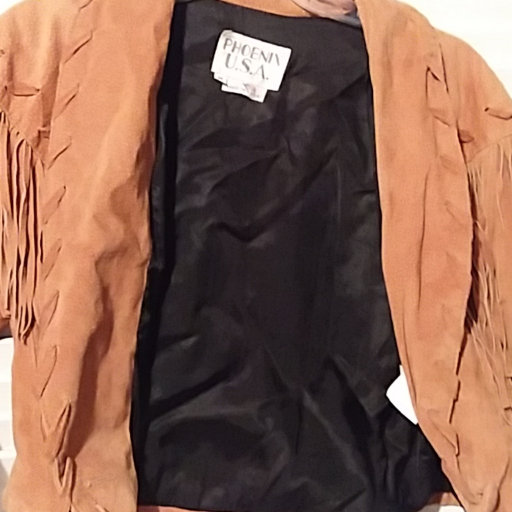 Women's Tan Suede Fringe Jacket - Picture 5 of 10